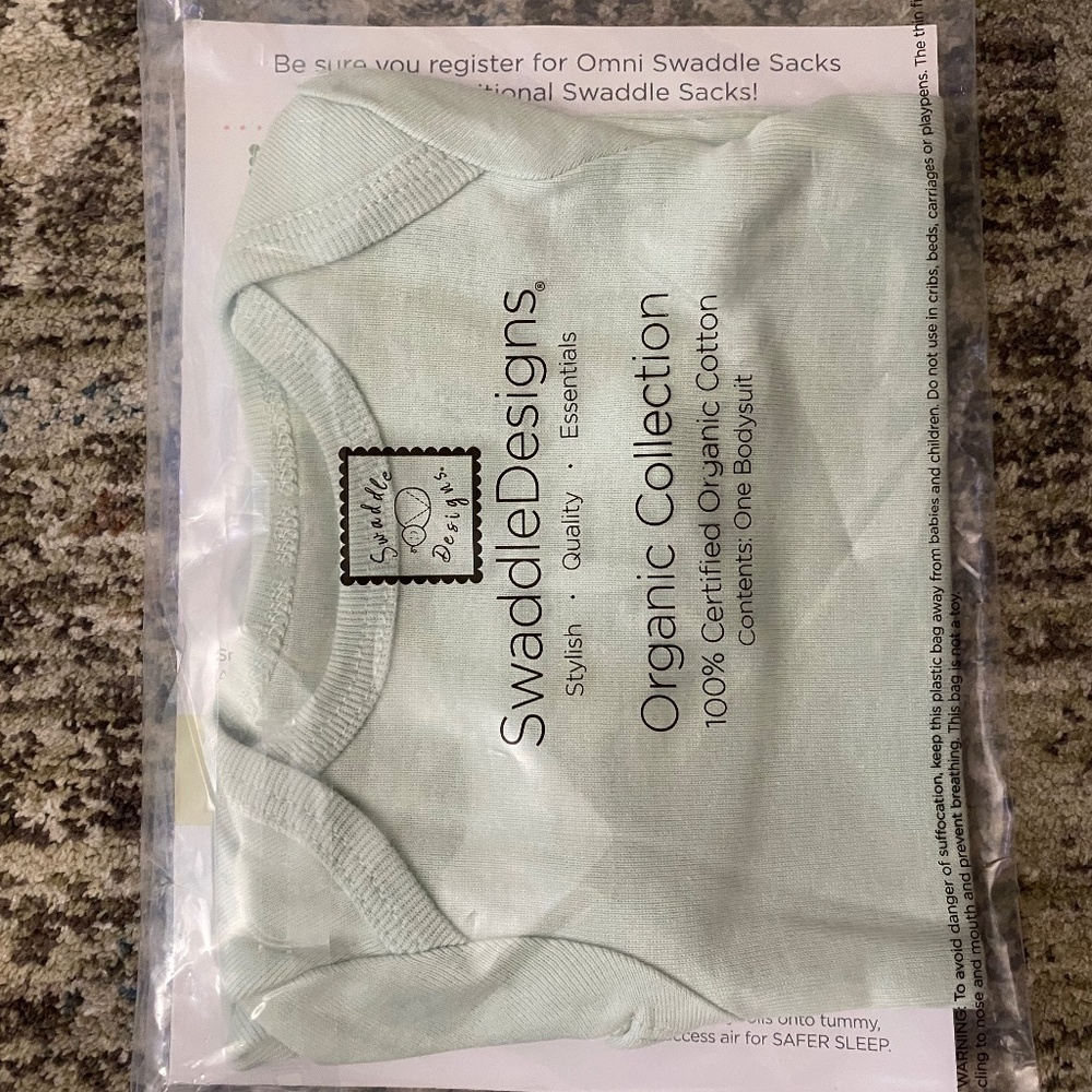 NEW Swaddle Designs 100% Organic Cotton Bodysuit — Newborn • Sage Green 🍃
